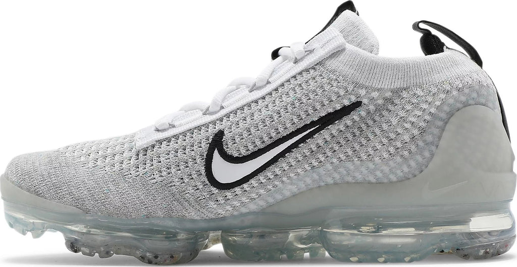 White Metallic Silver Sneakers U927