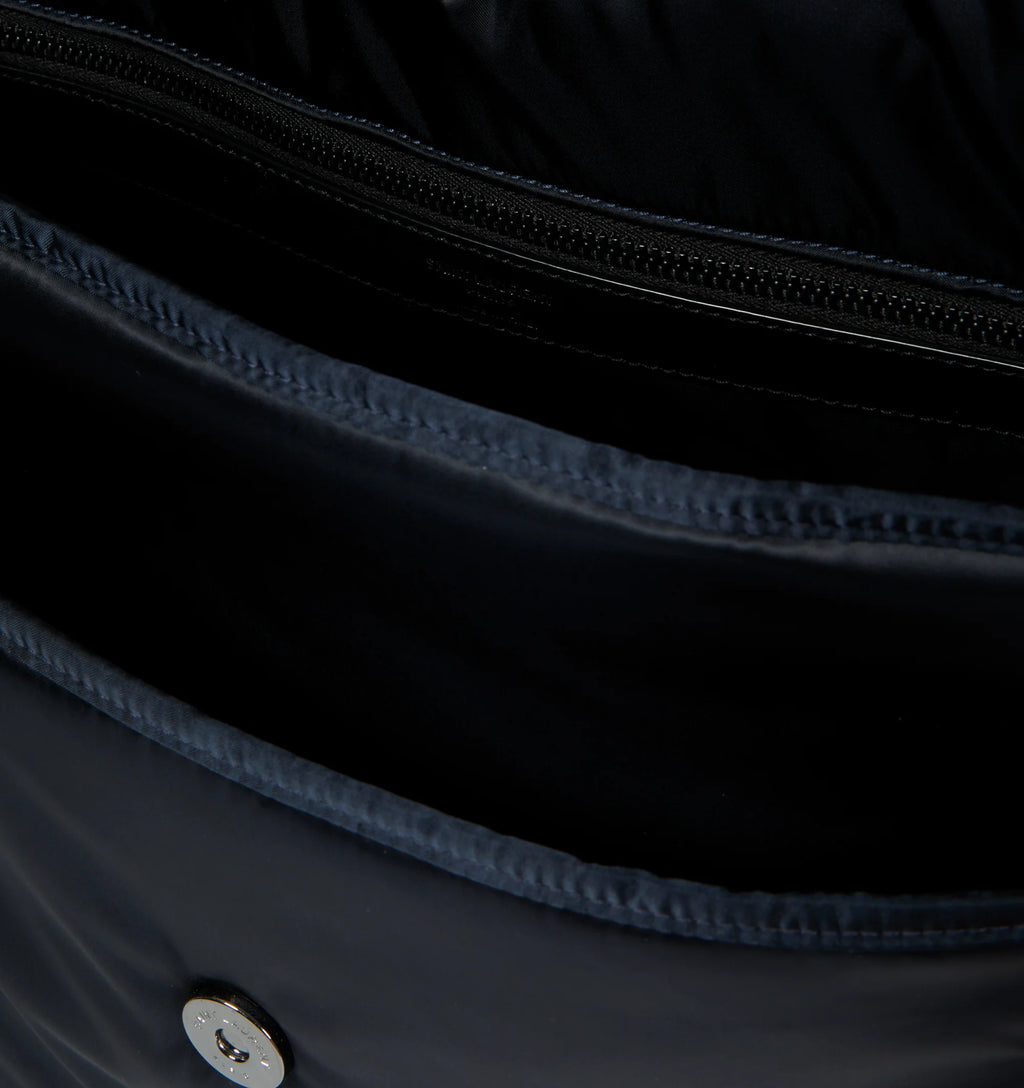 Nylon Messenger U865