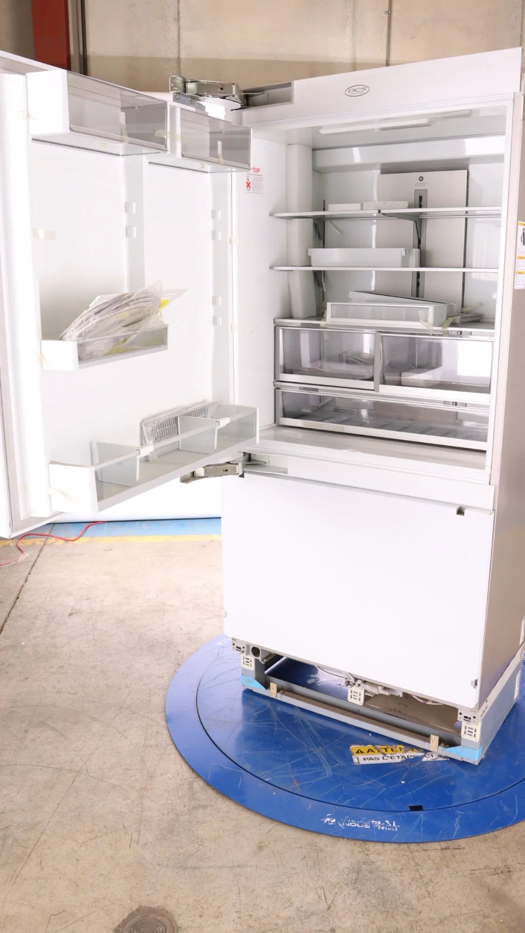 36-inch 16.8 cu. ft. Bottom Freezer Refrigerator I531