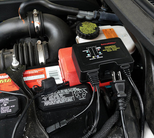 12 Volt 1.5 AMP Battery Charger Maintainer Desulfator O789