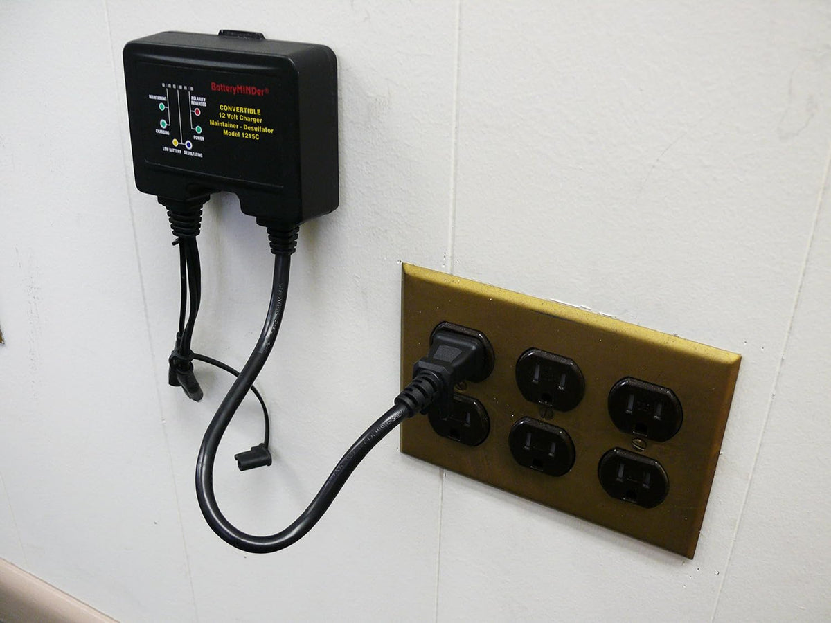12 Volt 1.5 AMP Battery Charger Maintainer Desulfator O789