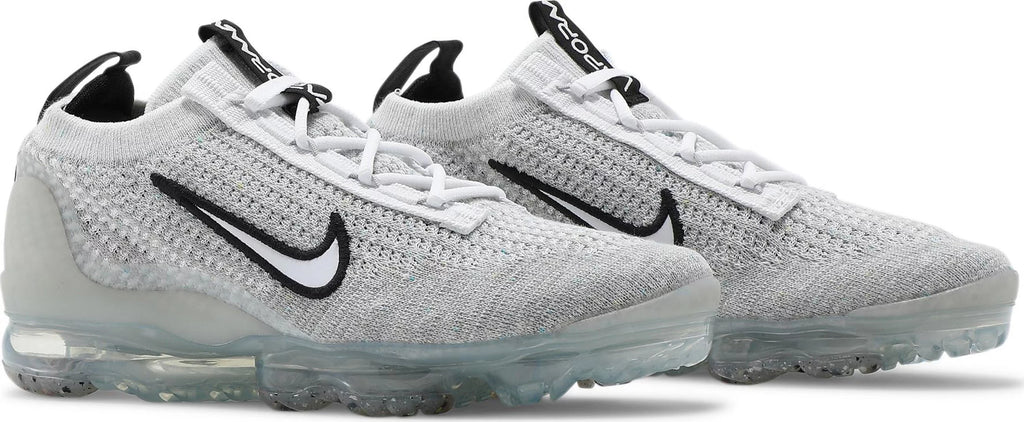 White Metallic Silver Sneakers U927