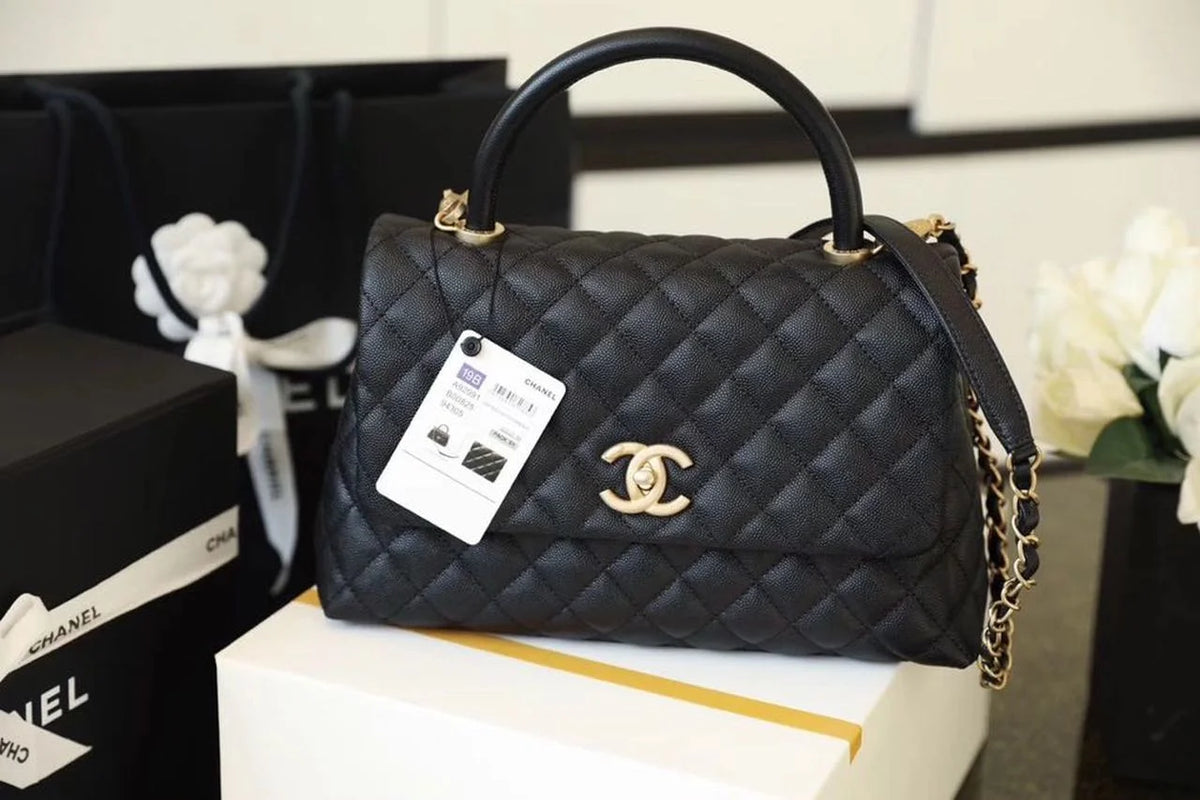 Large Black Flap Bag with Top Handle X291228